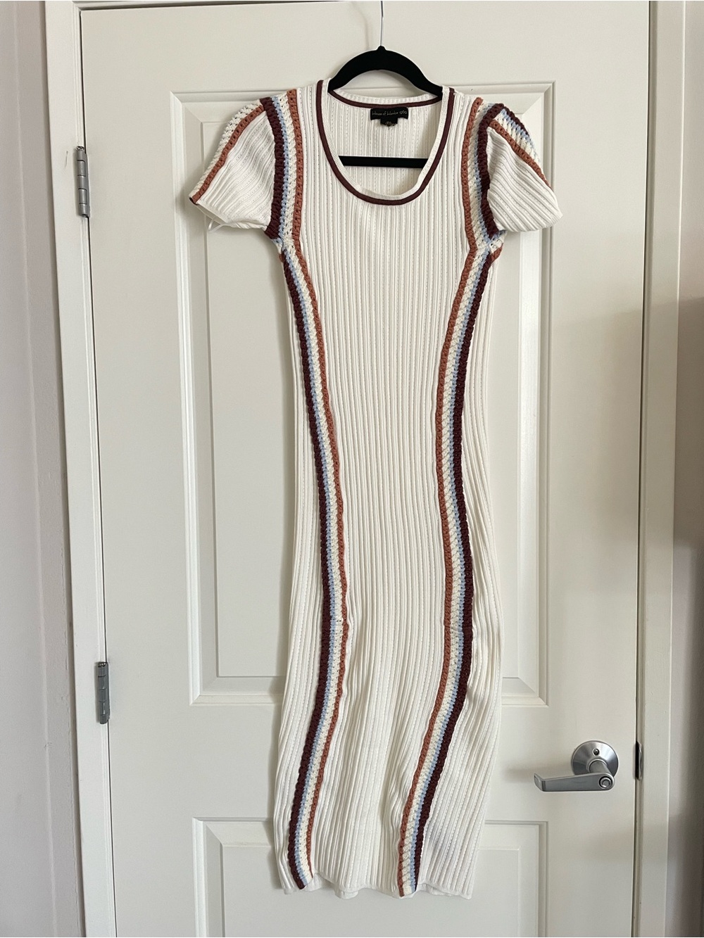 House of Harlow 1960 White Ribbed Midi Dress with Rust and Blue Stripes‎ Knit